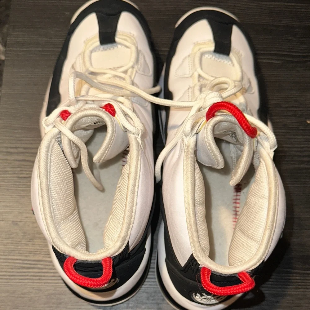 Nike Men Air Max Uptempo White and Black Sneakers with Red Details - Picture 6 of 6